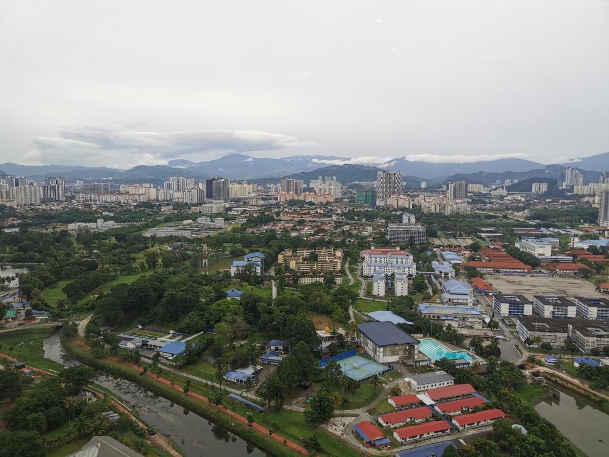 Expressionz Professional Suites By Aurora Summer Suites Kuala Lumpur Exterior photo