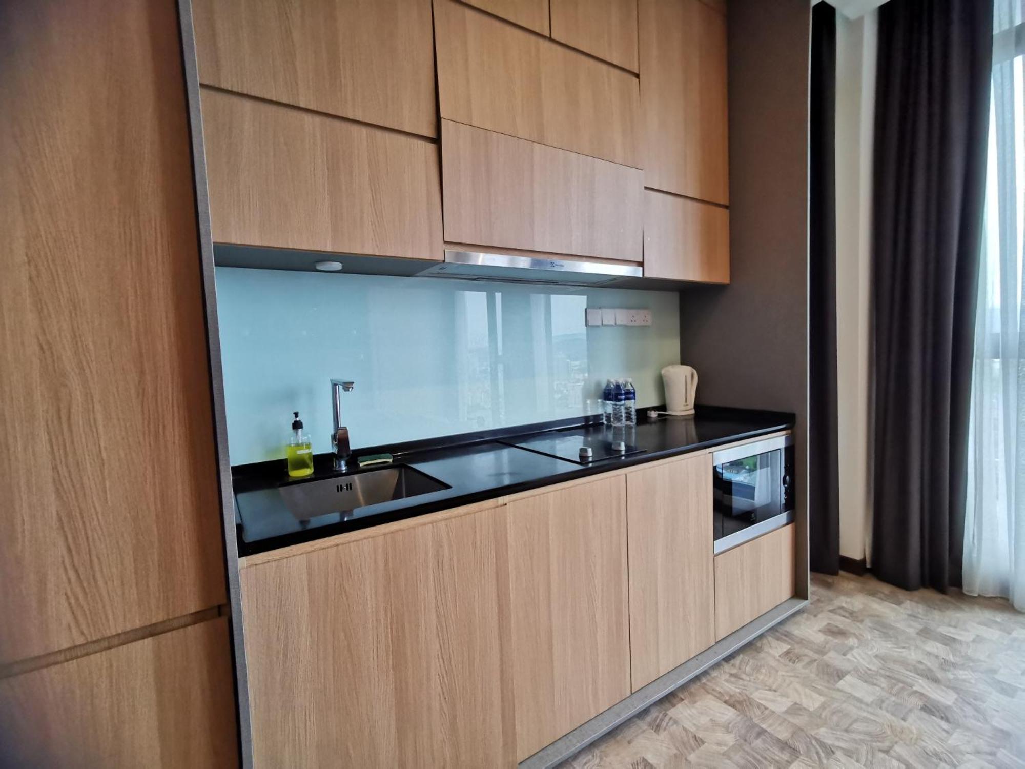 Expressionz Professional Suites By Aurora Summer Suites Kuala Lumpur Room photo